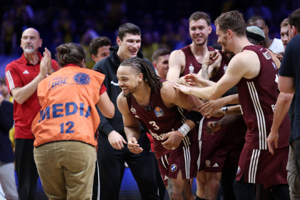 即将前往谢 即将前往谢