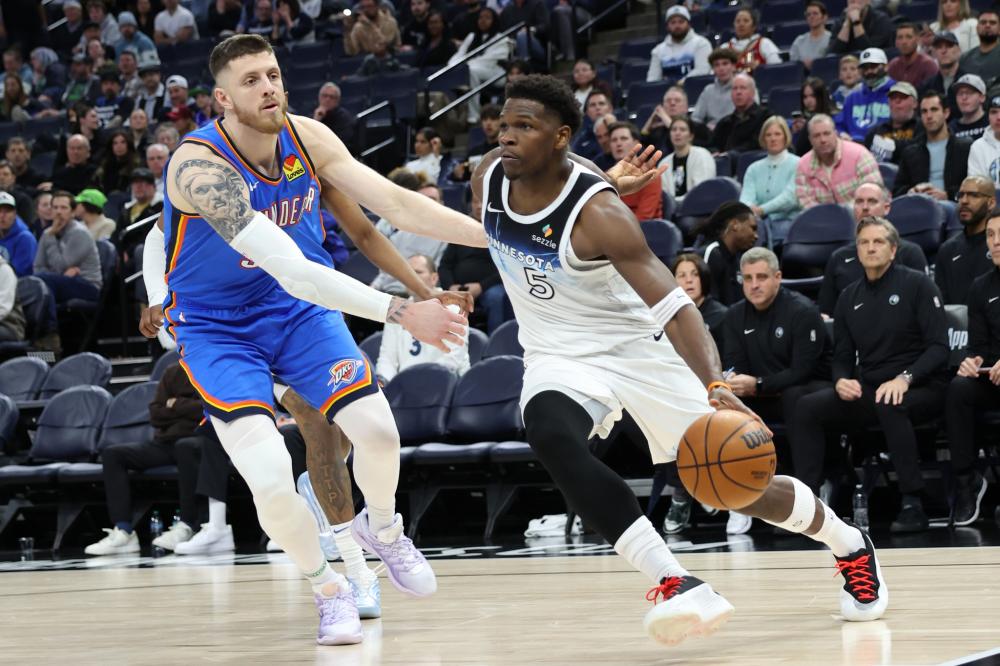 通中扮演着 通中扮演着