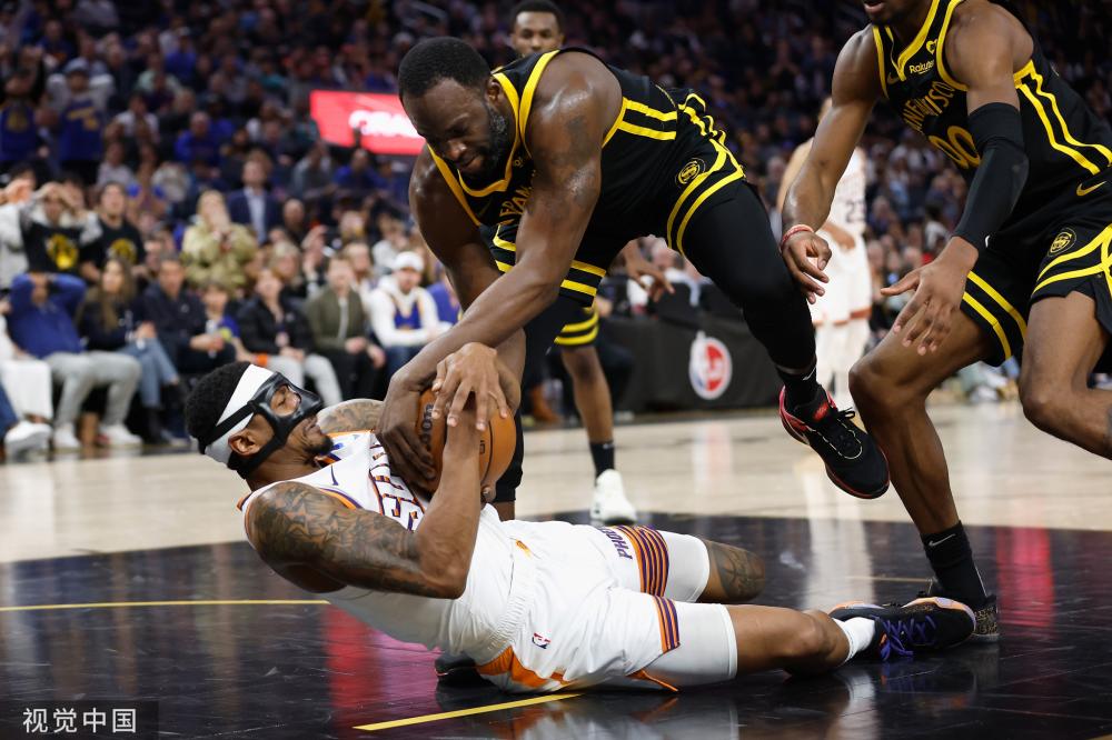 手是一对实 手是一对实